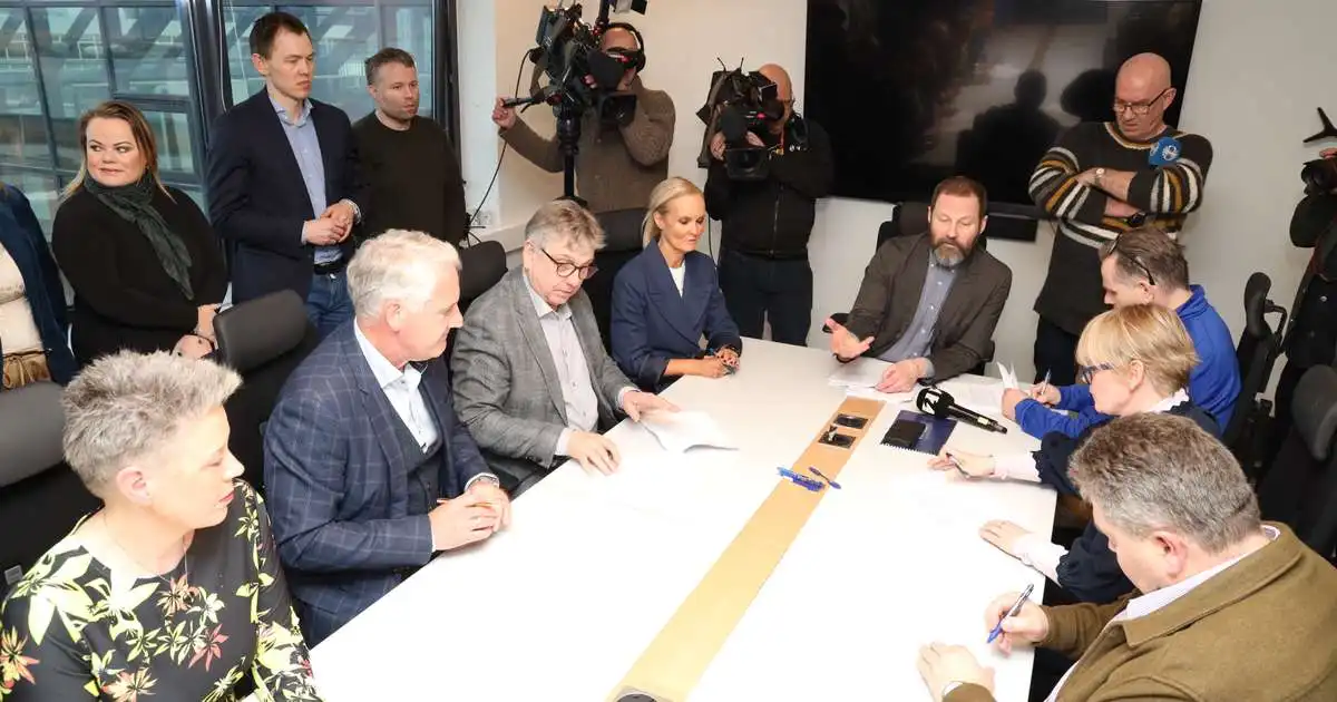 Lítur út fyrir að forsendur bresti en ekki endilega uppsögn kjarasamninga