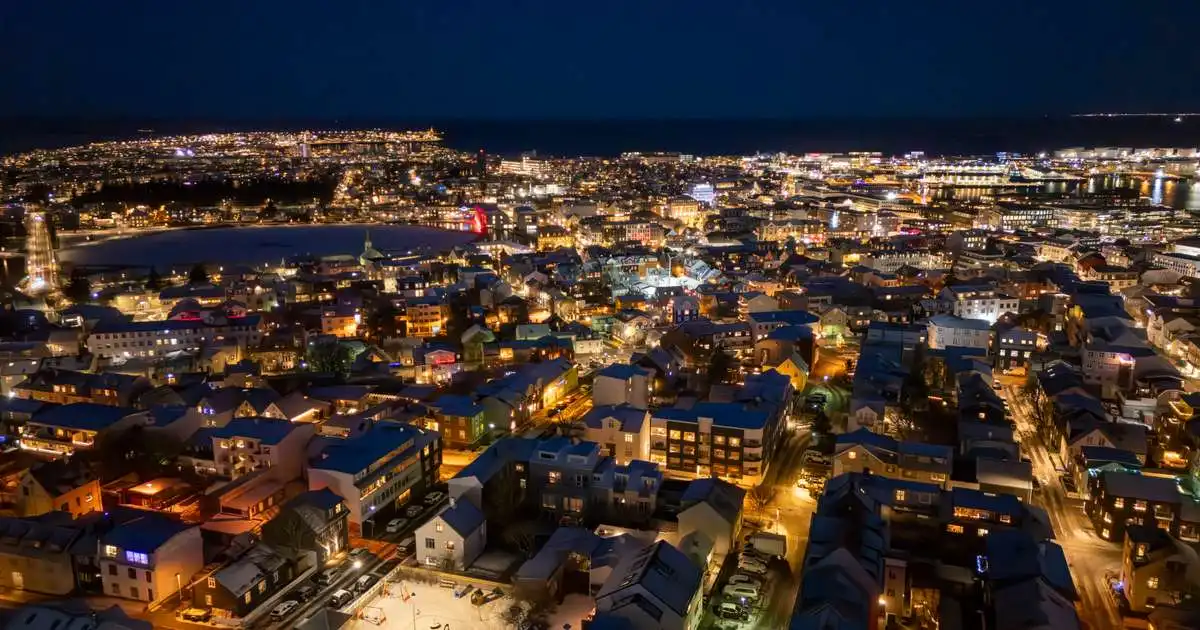Lögmaður grunaður um fjárdrátt hefur verið lögráðamaður fólks í þjónustu hjá borginni