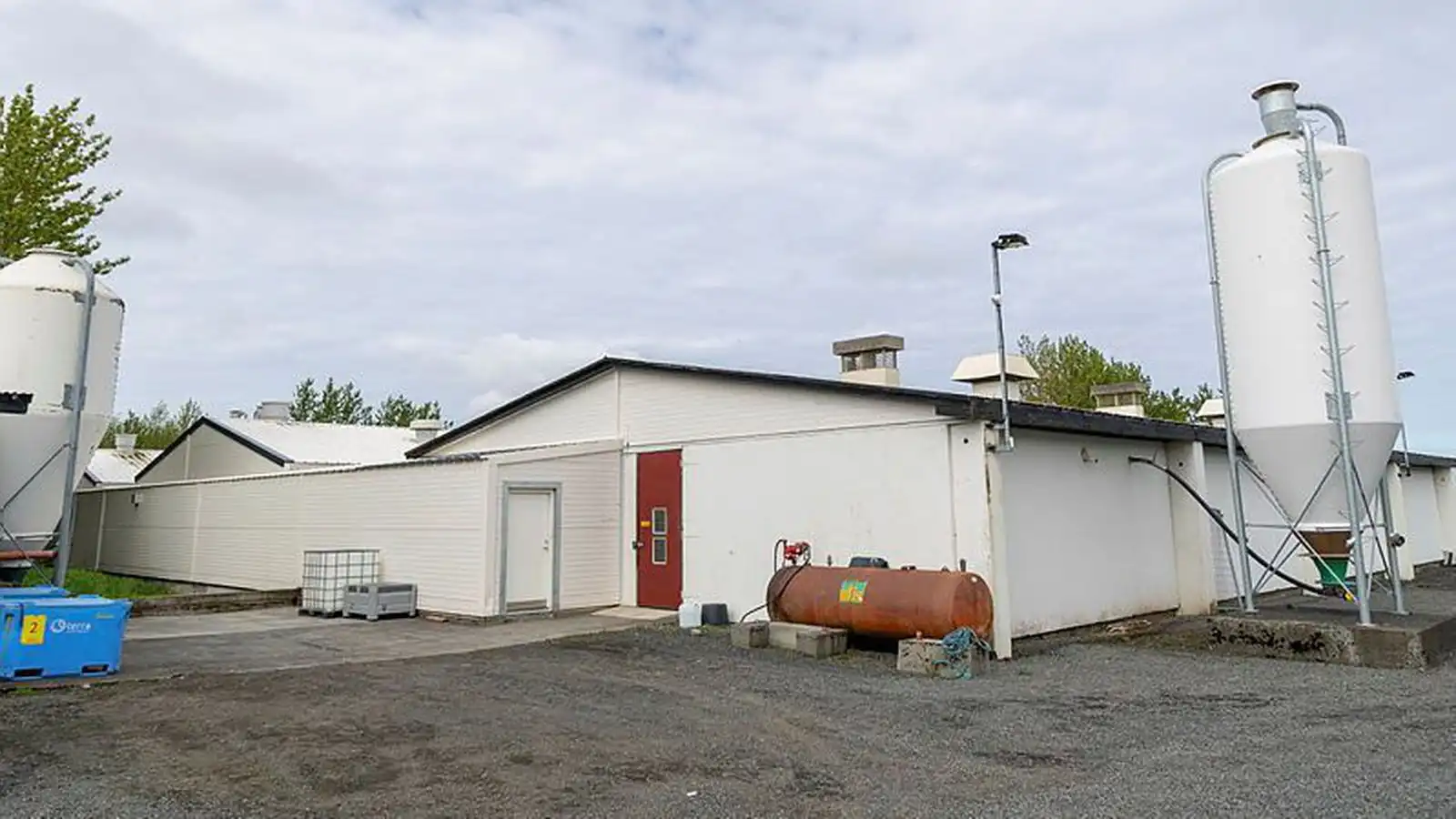 Lög­regla leitar vitna í innbrotsmáli Reykjabús - Vísir