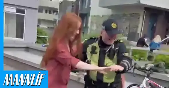Lögreglumaður sýndi óvænta danstilburði á 17. júní