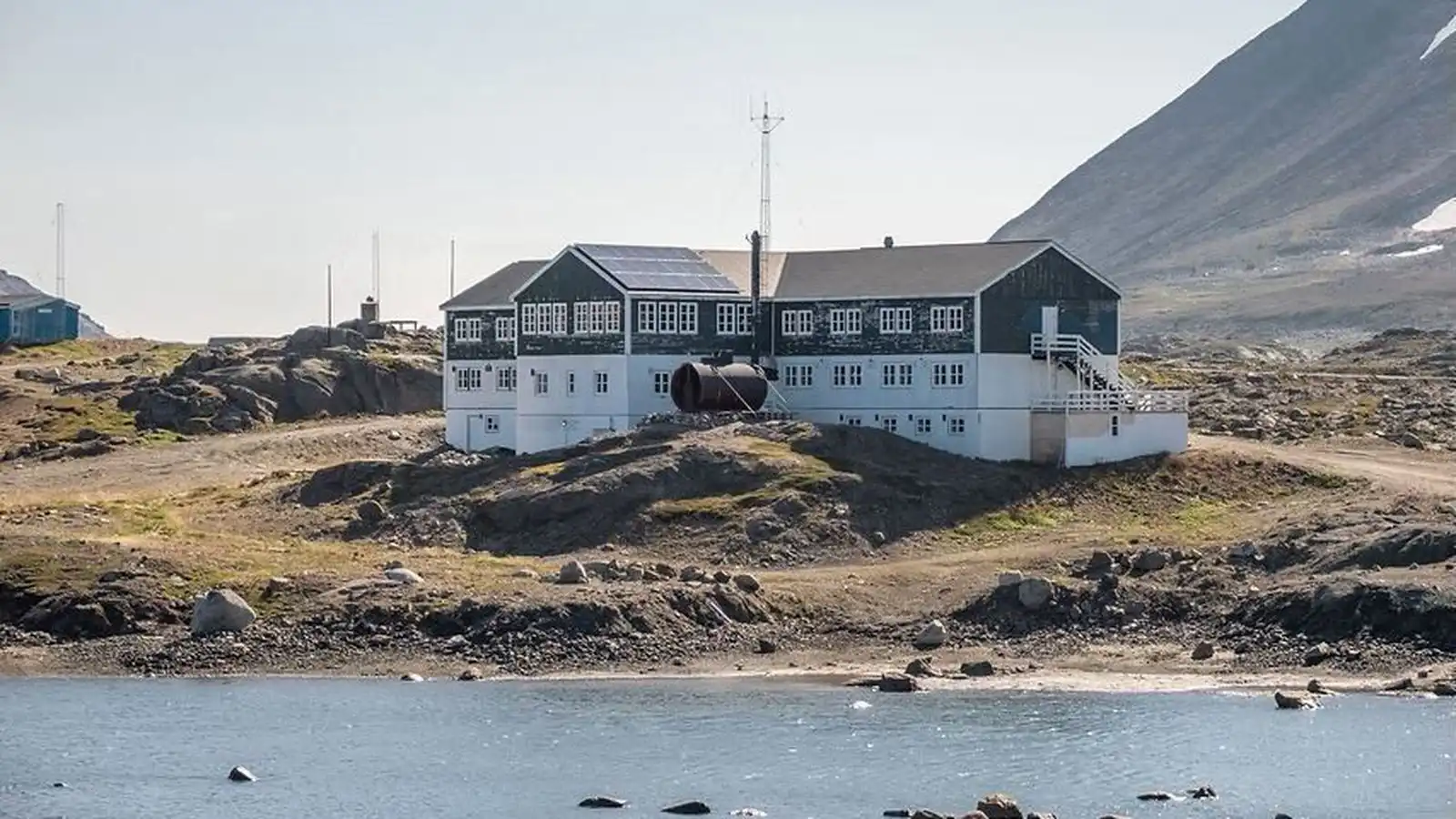 Lokar Hótel Kulusuk eftir að flug hætti frá Ís­landi - Vísir