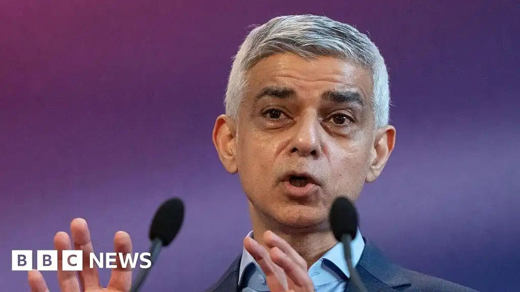 London mayor putting 'politics over safety' Palantir UK boss says