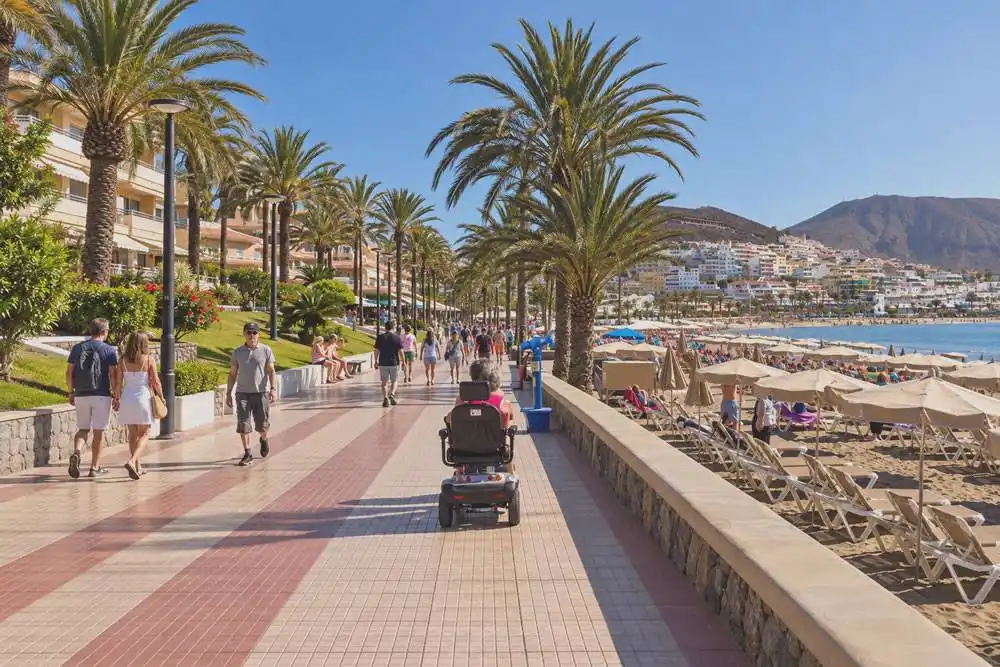 Los Cristianos seafront renovation delayed again until 2027