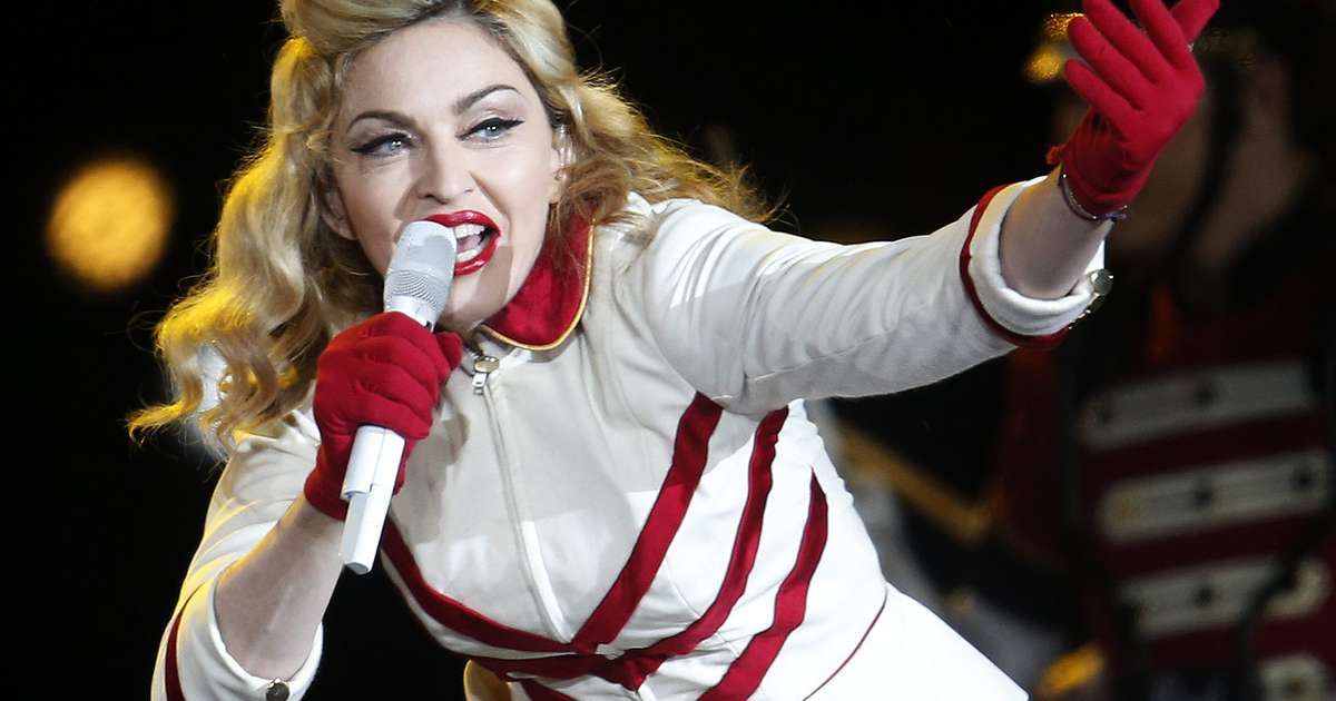 Madonna býður verðlaun fyrir týnda Coachella-búninga