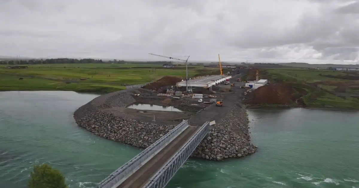 Maður sem féll í Ölfusá er fundinn