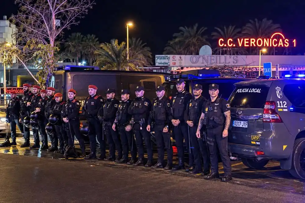 Major police operation in the Golden Mile and Veronicas