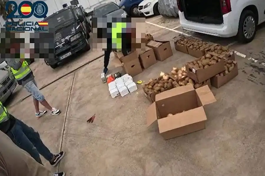 Man faces eight years in jail over drugs hidden in onion and potato boxes in Lanzarote