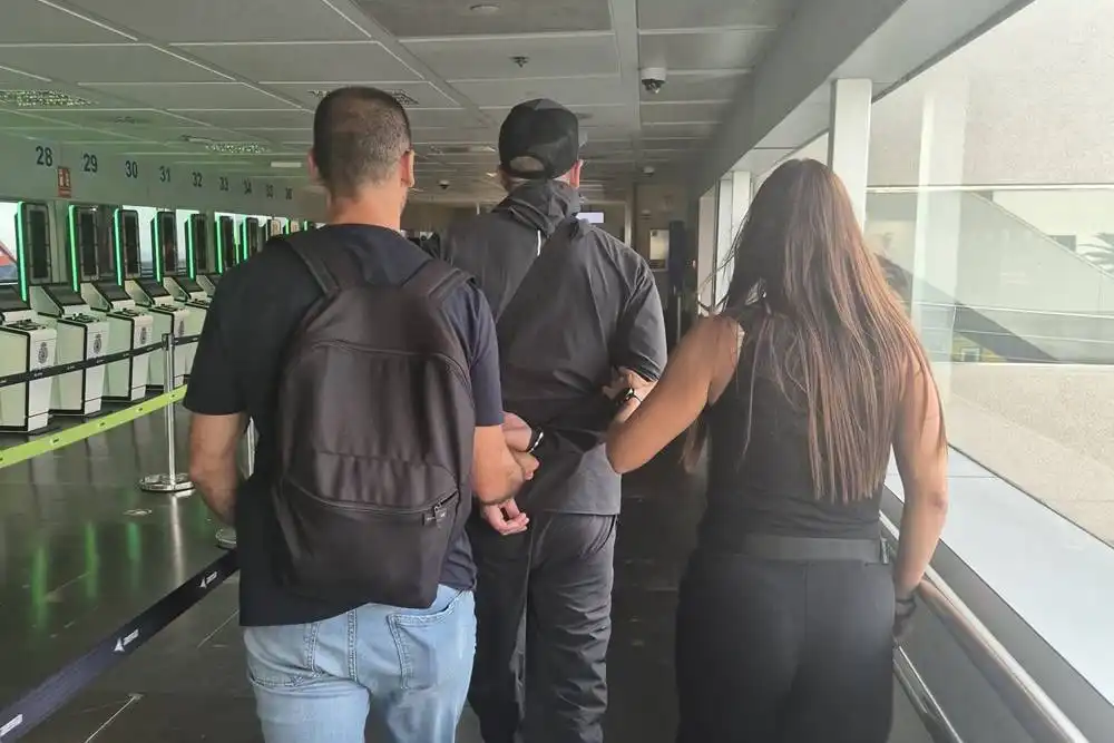 Man wanted for attempted murder arrested at Tenerife South Airport