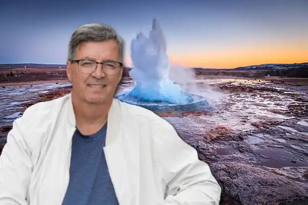 Marinó skilur ekkert í auglýsingunni og kallar eftir skýringum: „Hvers vegna þarf að beita blekkingum?“