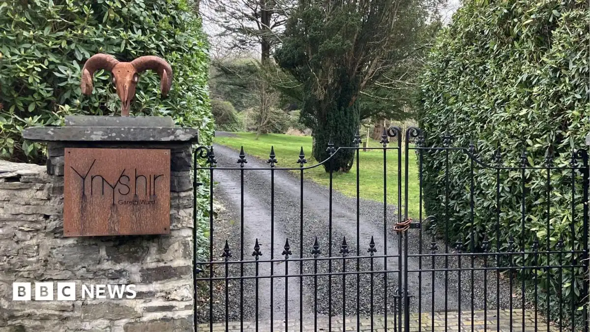 Michelin-star restaurant Ynyshir gets five-star hygiene rating back