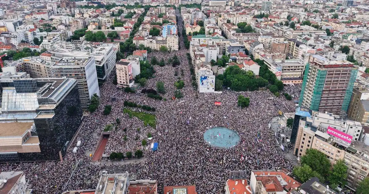 Mikil mótmæli í Belgrad