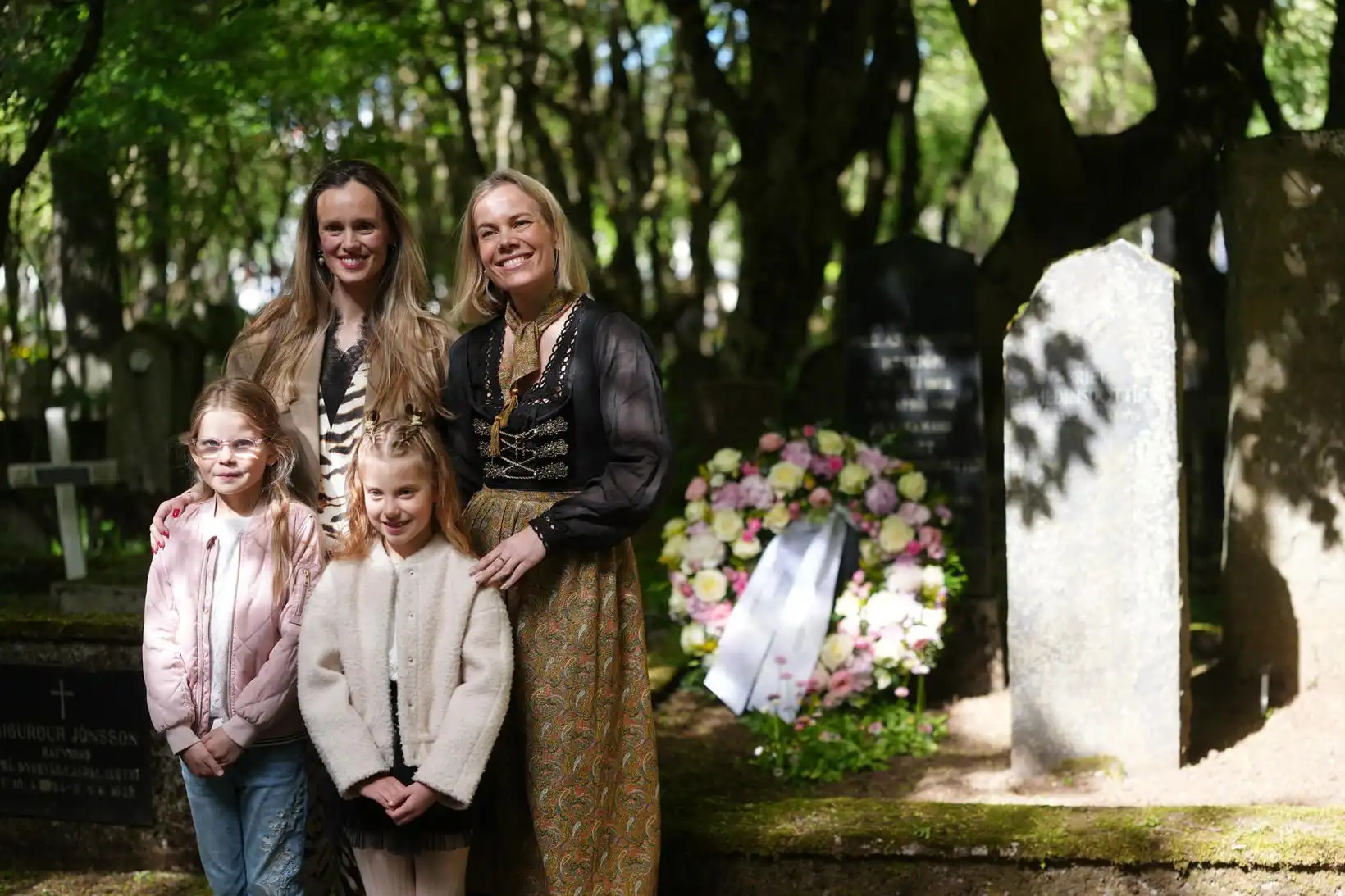 Minntust Bríetar í tilefni dagsins - MBL.IS