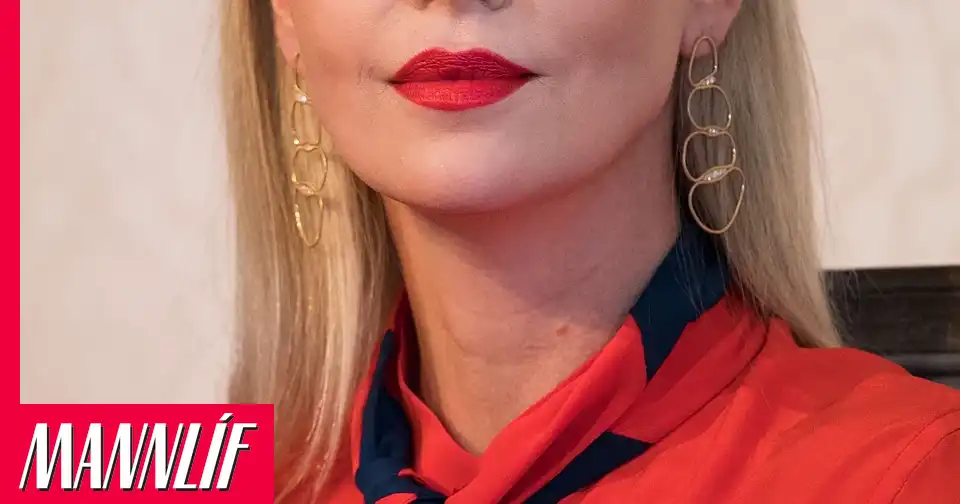 Móðir Charlize Theron drap föður hennar