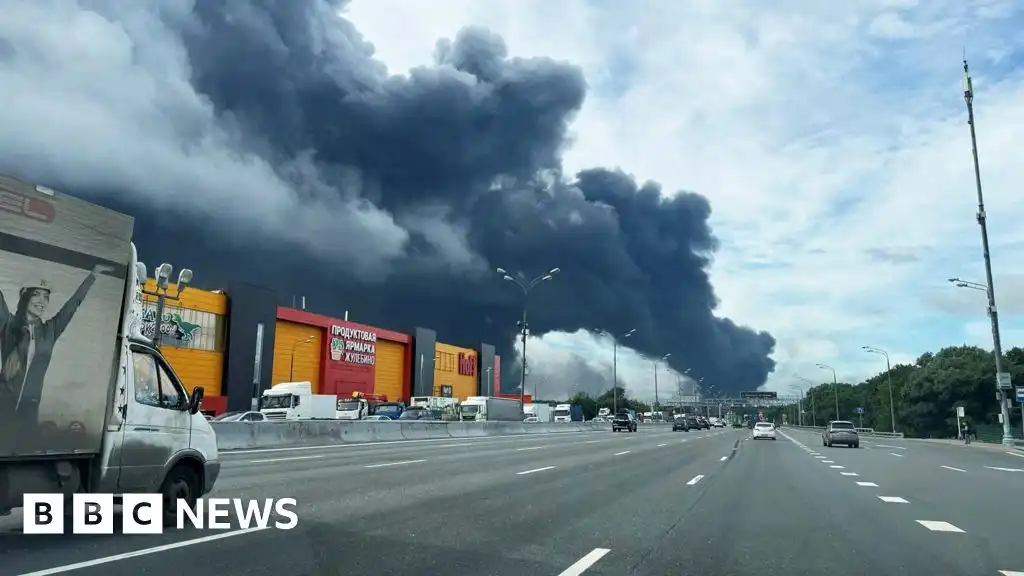 Moscow residents complain of black rain after largest Ukrainian attack hits oil refinery
