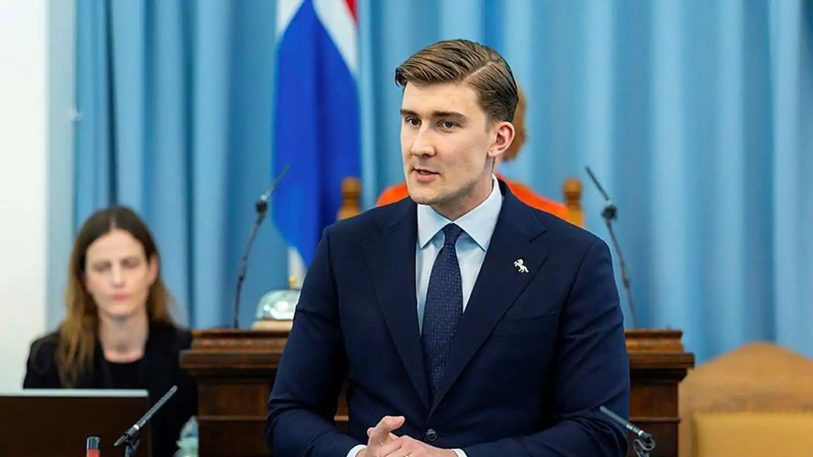 Mót­mælendur trufluðu þingfund - Vísir