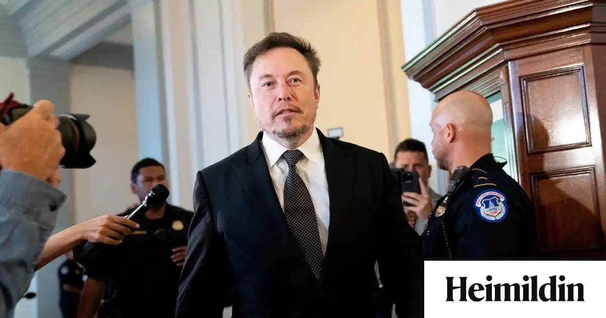 Musk vill sameina SpaceX og Tesla