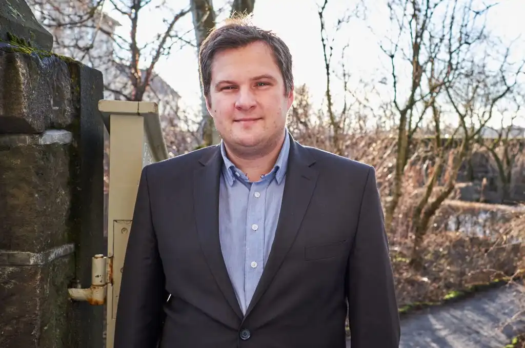 „Næst þegar okkur klæjar í fingurna að skrifa eitthvað niðrandi um manneskju sem er okkur ósammála“
