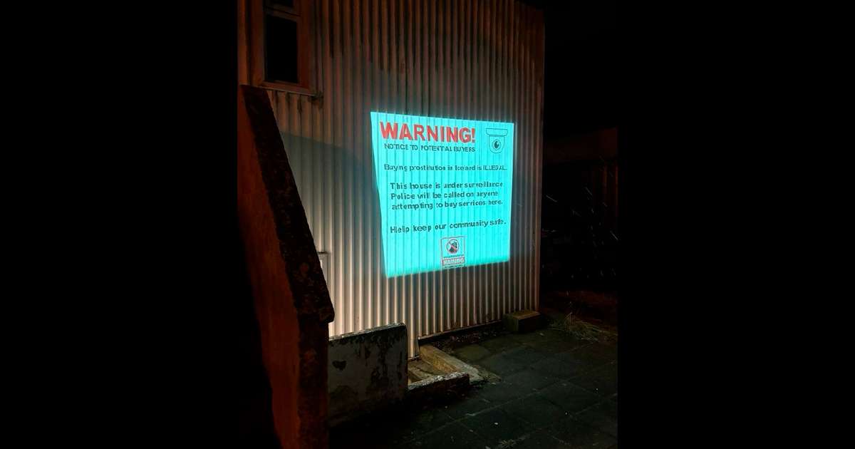 Nágrannar reyndu að hrekja vændiskaupendur burt