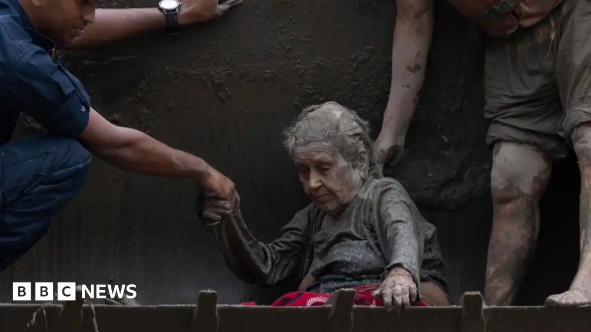 Nepal: How a 97-year-old was rescued during the flash floods