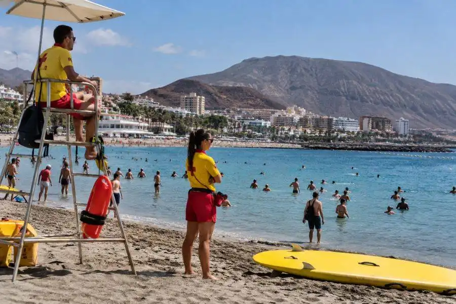 New €5.14m lifeguard and beach safety service for South Tenerife