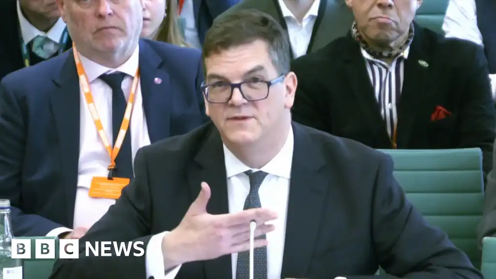 No 10 had 'dismissive attitude' to Mandelson vetting, says ex-official