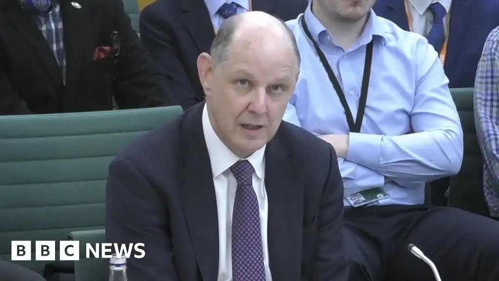 No way to raise Mandelson concerns, former senior official
