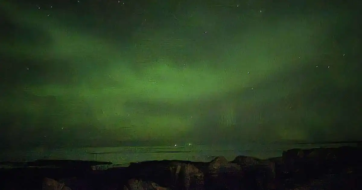 Norðurljósin skörtuðu sínu fegursta í gærkvöld og nótt