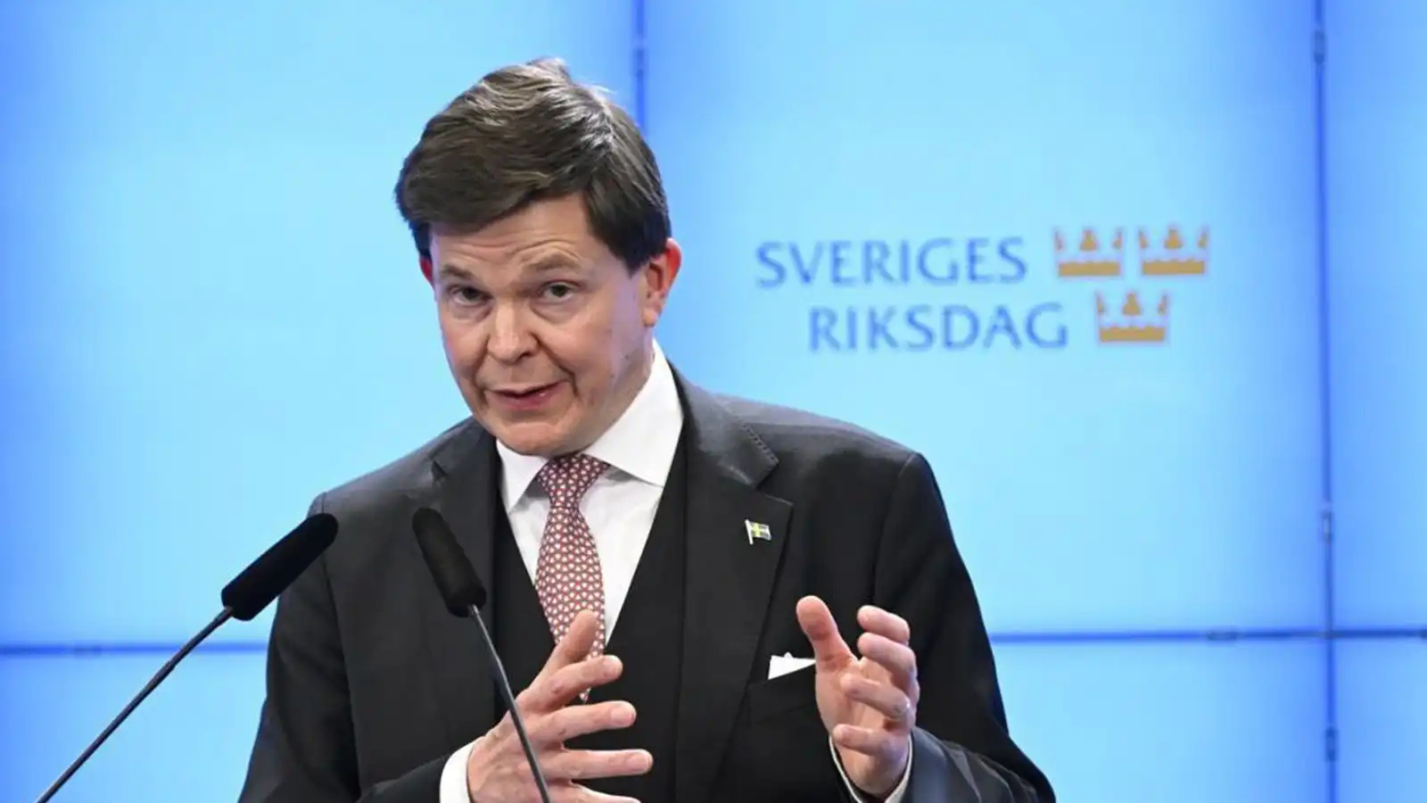 Norlén tekinn aftur við og boðar for­menn á fund - Vísir