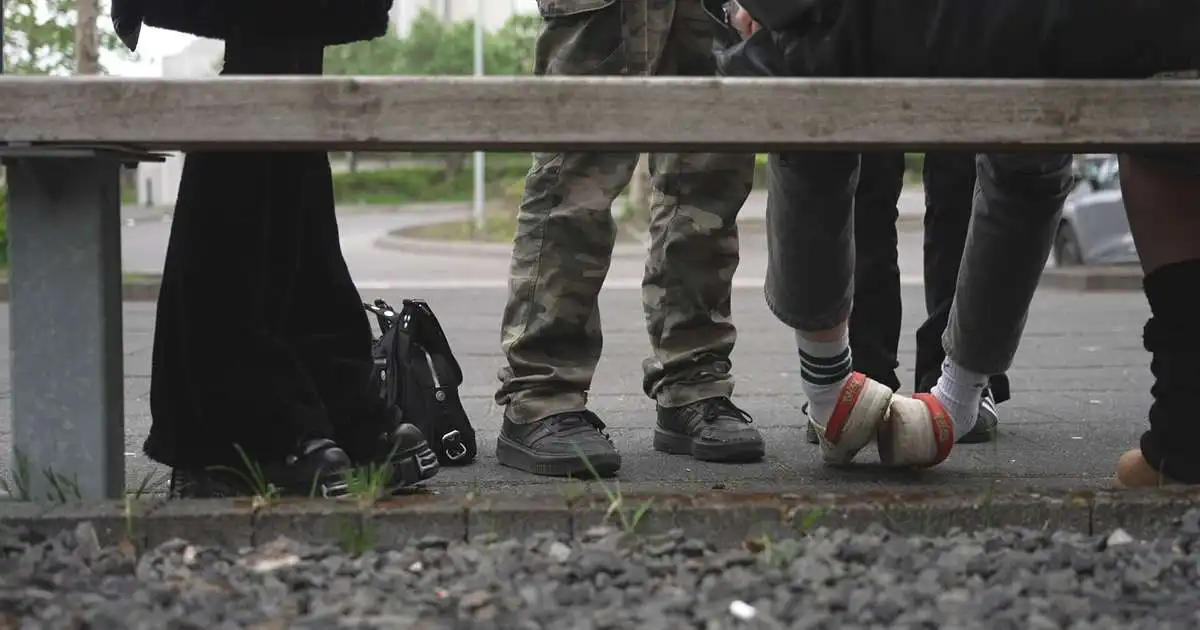 Ofbeldi nær til yngri barna en áður