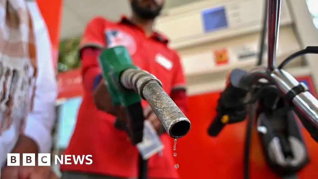 Oil rises as US-Iran peace talks stall