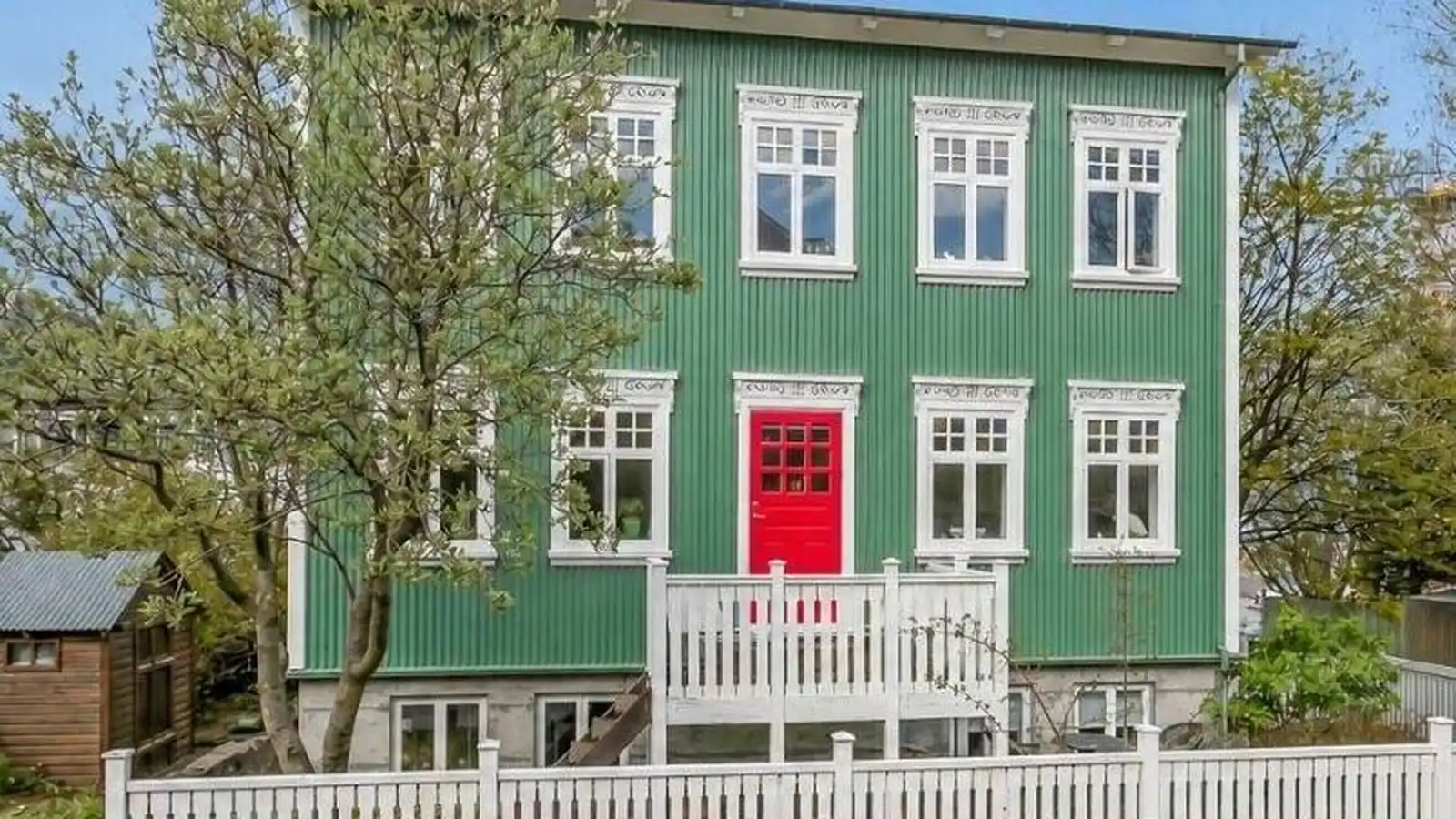 Öldrunarlæknir og verk­fræðingur selja miðbæjarperlu - Vísir