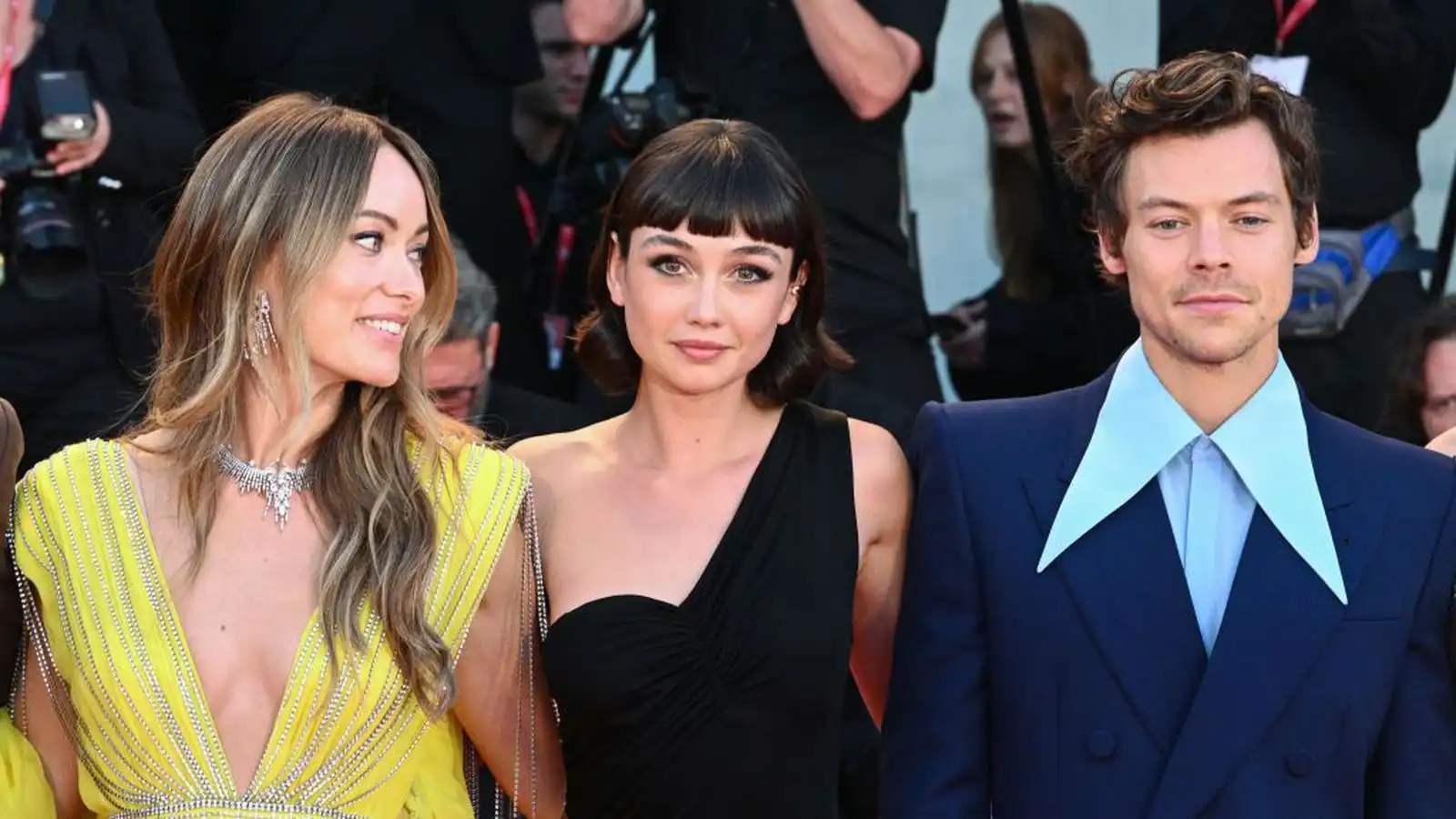 Opnar sig um sam­bandið við Harry Styles: „Mjög þung byrði og ekki eitt­hvað sem ég öfunda hann af“ - Vísir