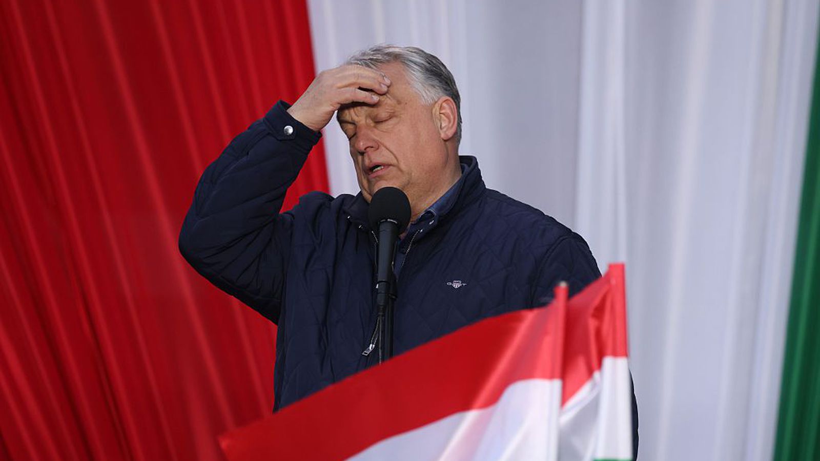 Orbán hættir á þingi - Vísir