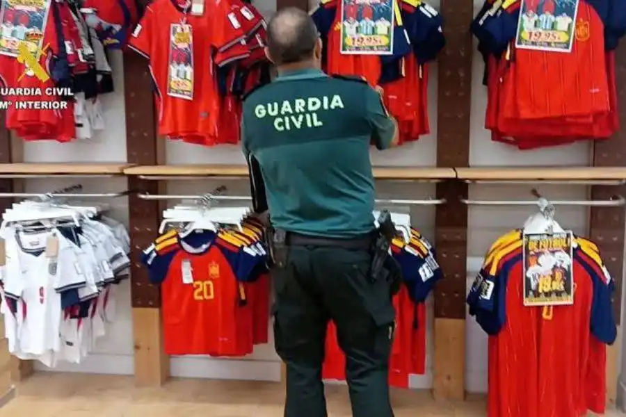 Over 1,200 fake World Cup kits seized in Gran Canaria