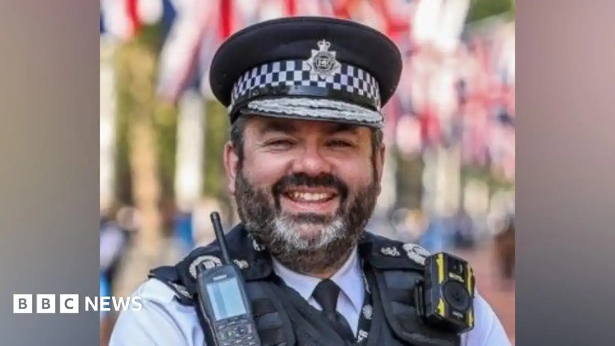 Palantir AI probe leads to Met Police volunteer chief's dismissal