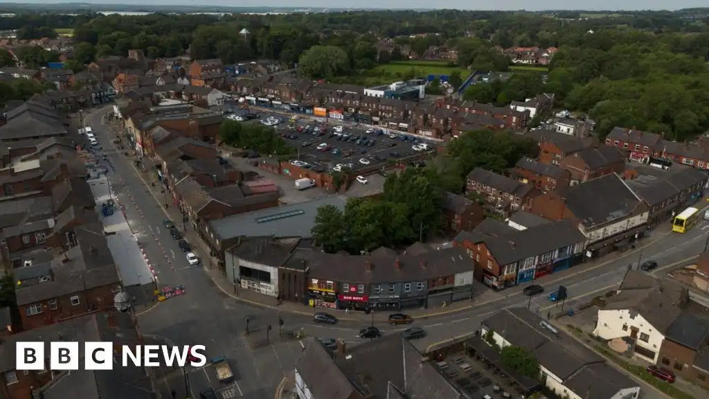 Parties in last minute battle for votes in crunch by-election