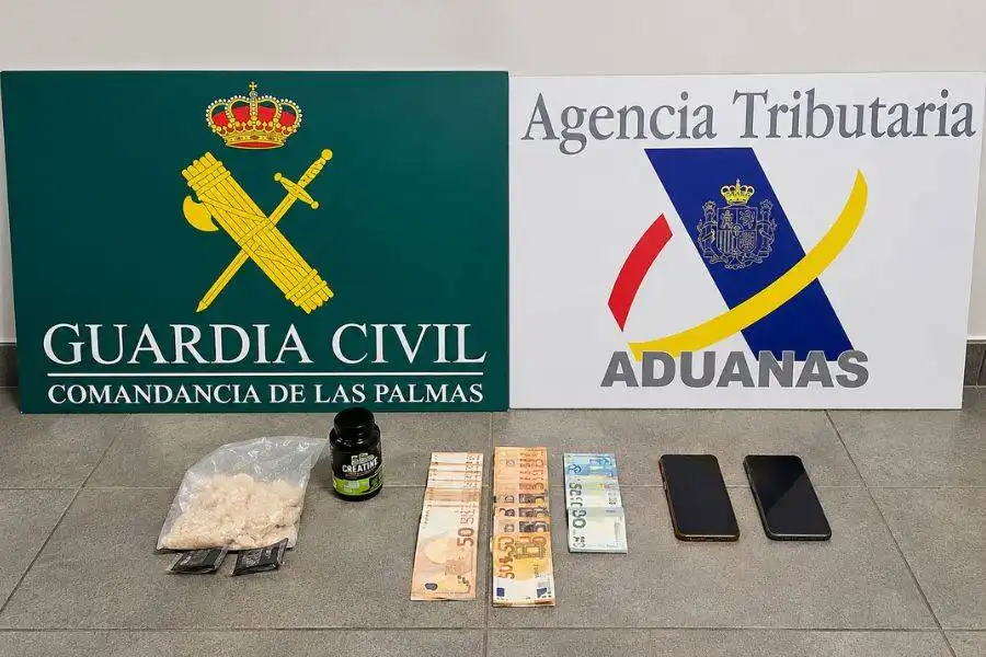 Passenger arrested after drugs found in luggage at Gran Canaria Airport