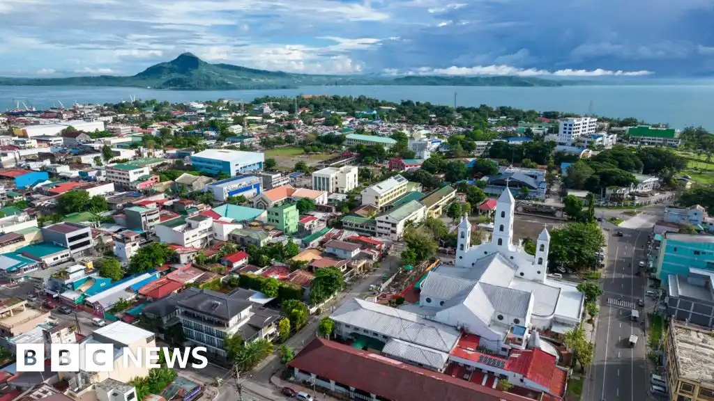 Philippines: School shooting leaves three dead, seven wounded
