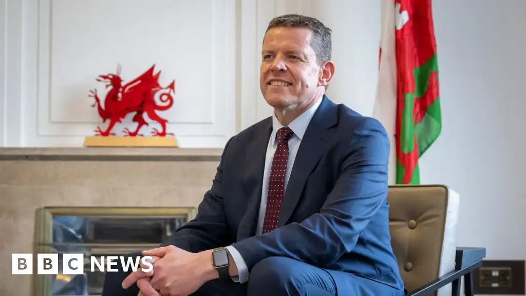Plaid Cymru's Rhun ap Iorwerth sworn in as Welsh first minister