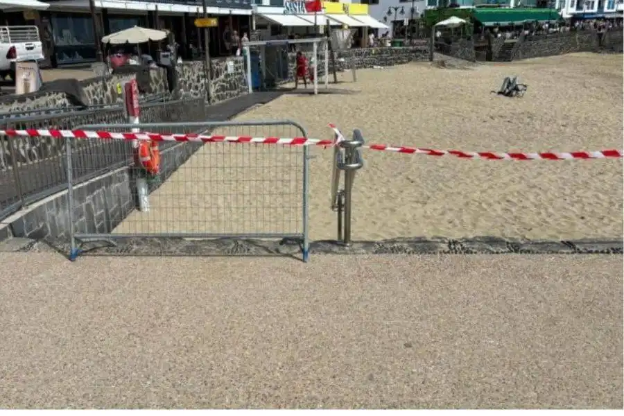 Playa Blanca beach reopens to the public