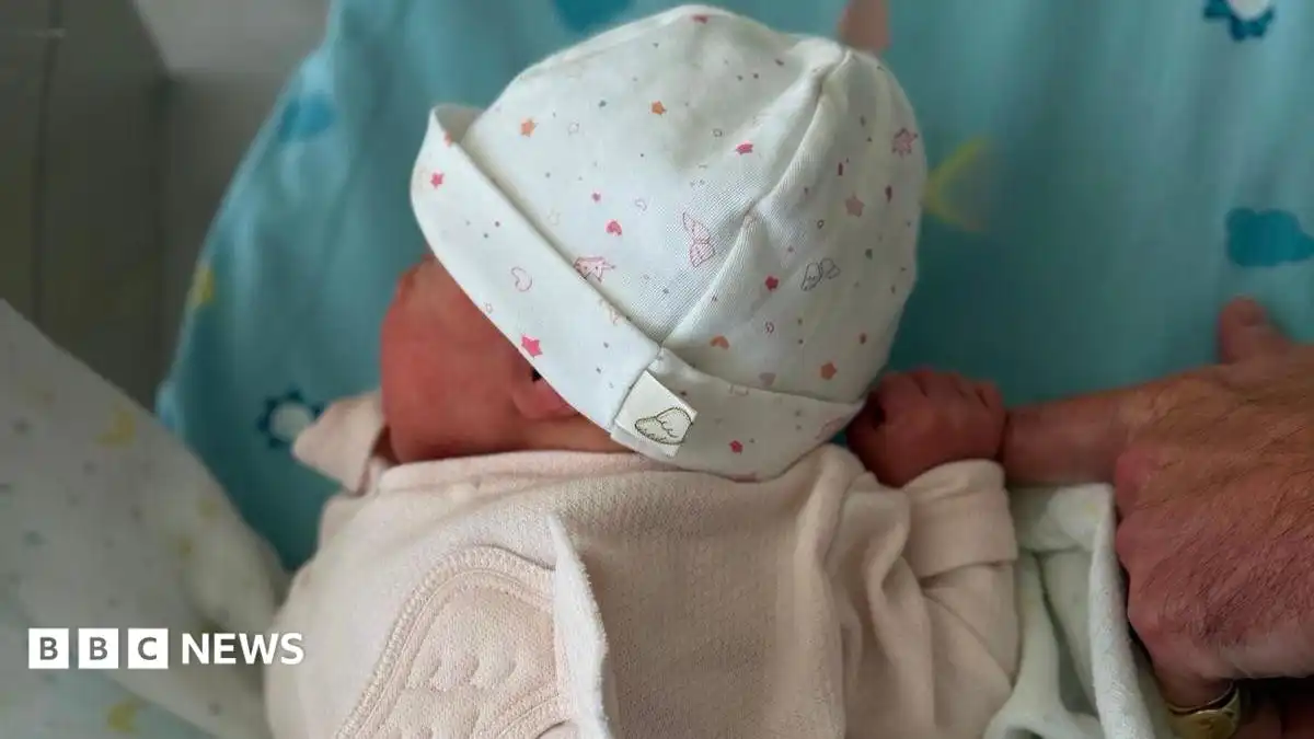 Princess Eugenie gives birth to a baby girl in Portugal