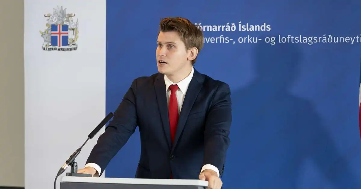 Ráðherra segir fjölgun hleðslustöðva eiga að draga úr drægnikvíða