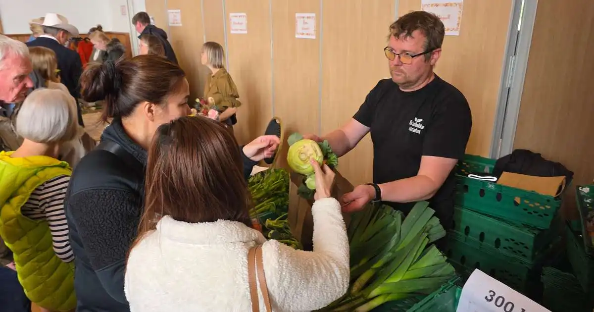 Ræktar um 50 tonn af gulrótum á Grafarbakka