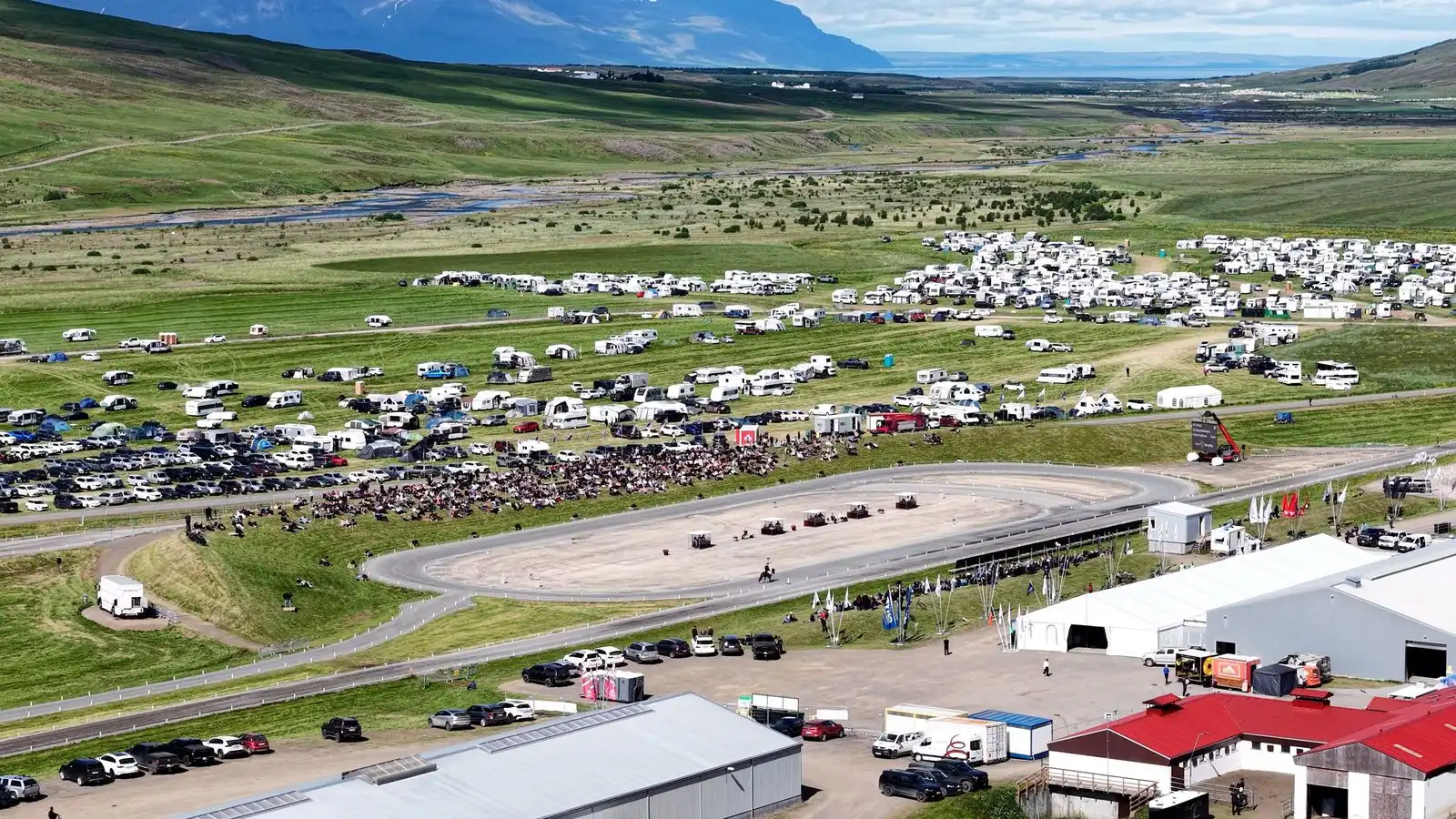 Rann­saka kyn­ferðis­brot og líkams­á­rás á Lands­móti - Vísir