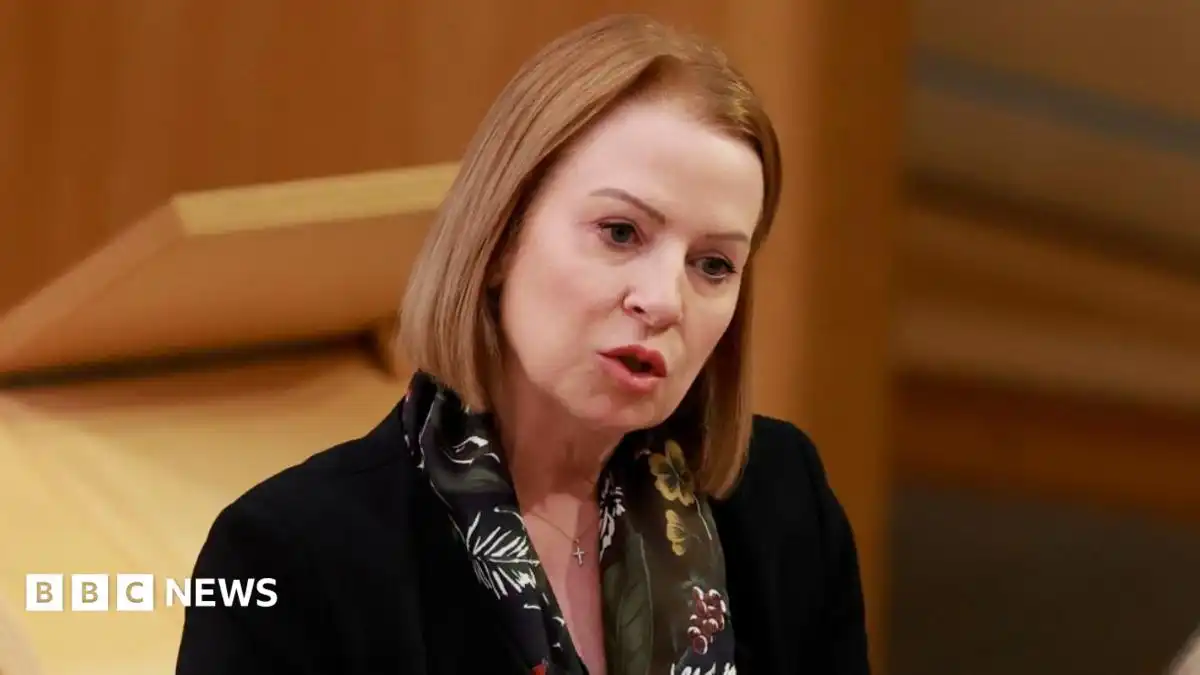Reform MSP Amanda Bland resigns to sit as independent