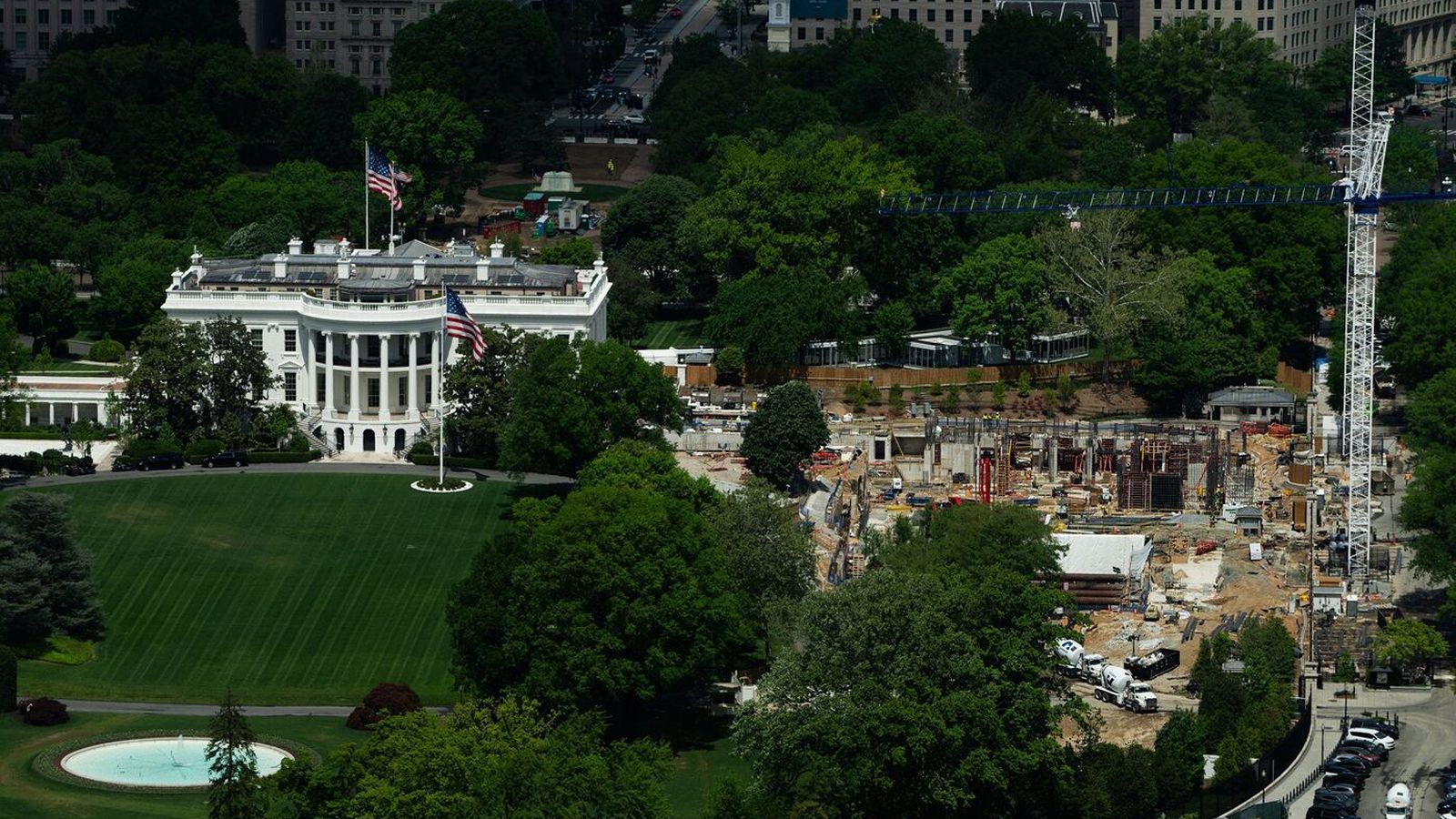 Repúblikanar fylgja Trump: Á­rásin sögð sýna nauð­syn þess að klára veislu­salinn - Vísir