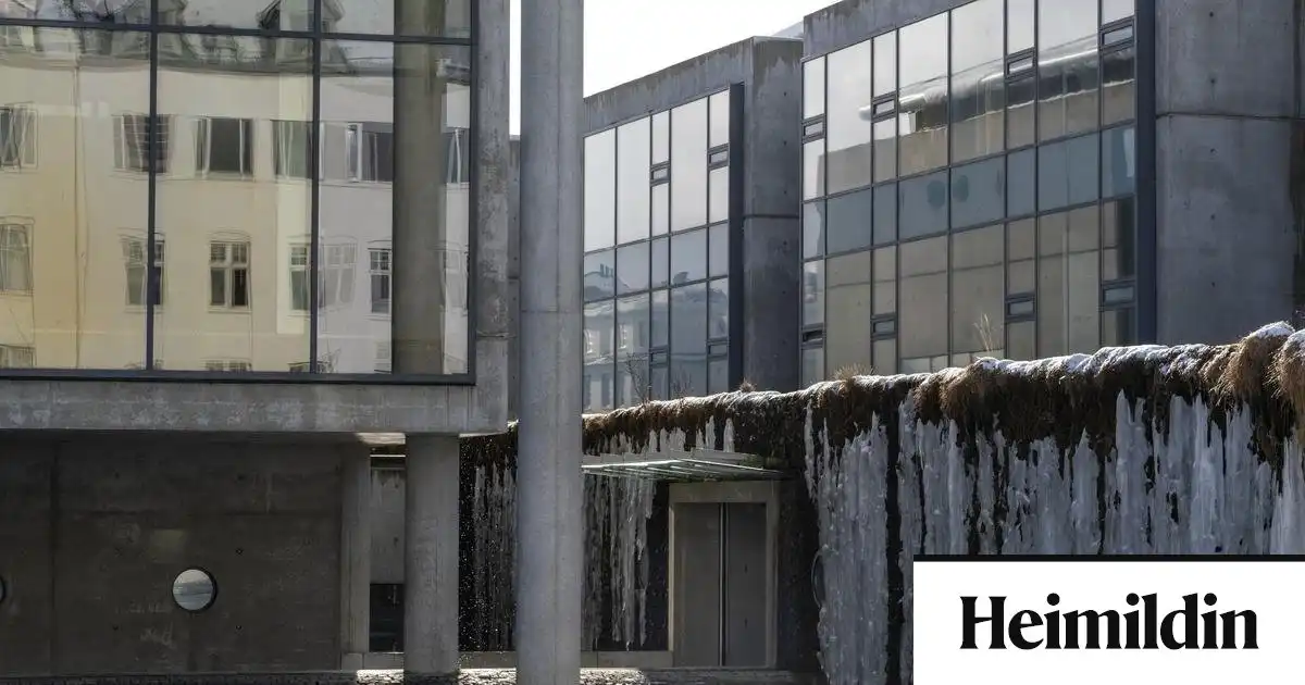 Reykjavík í mínus og 12 milljörðum frá áætlun á fyrri helmingi árs
