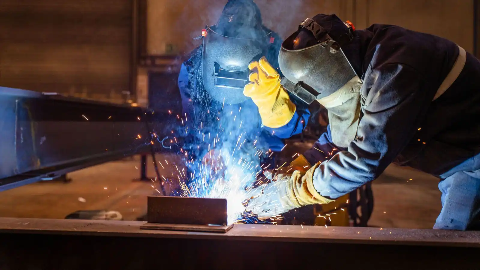 Ríf­lega helmingur orðið fyrir kyn­ferðis­legri á­reitni í vinnunni - Vísir
