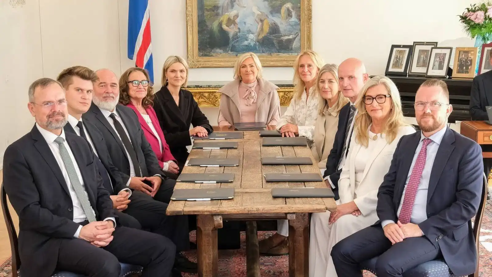 Ríkisráðsfundur og styttist í setningu þings - Vísir