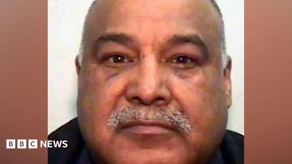 Ringleader of Rochdale grooming gang 'cannot be deported'